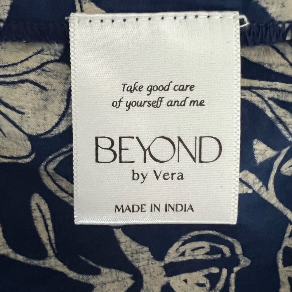 Beyond, by Vera, Dress - Picture 4 of 5